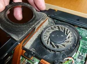 Cum iti dai seama ca ai nevoie de o curatare a laptop-ului Cum iti dai seama ca ai nevoie de o curatare a laptop-ului