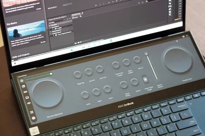 Review ecran tactil, touchscreen, dual screen Asus Zenbook Pro Duo 15 OLED UX582