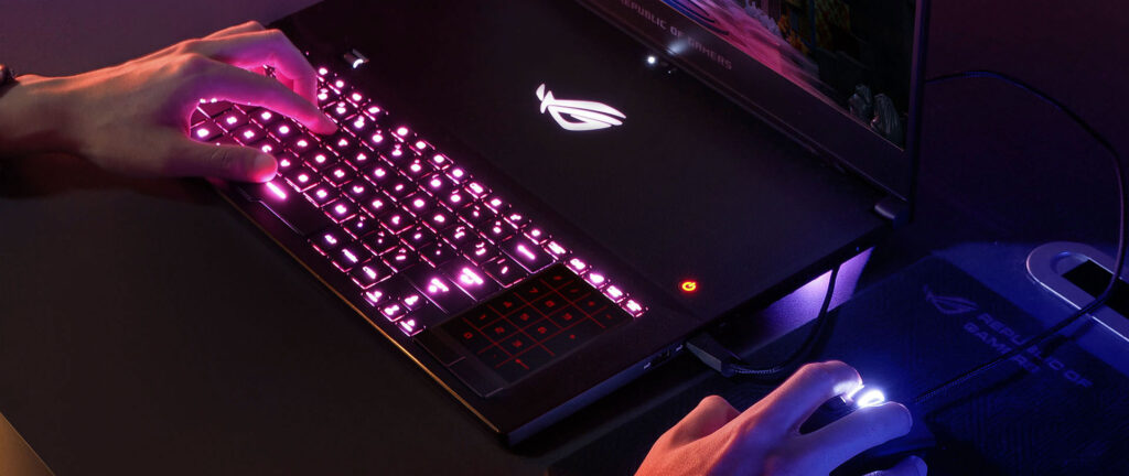 Review Laptop Asus Rog Zephyrus S17 (GX701LWS-HG052)