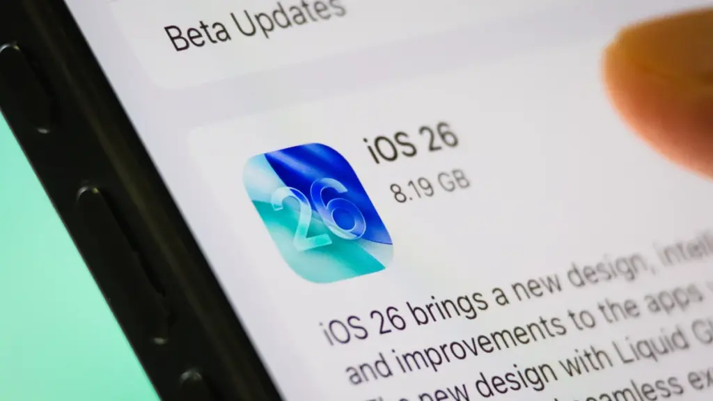 telefon care se restartează singur? Fa un update ios sau android