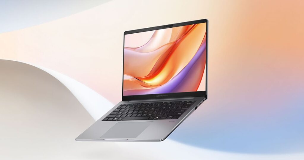 Review Laptop Asus ExpertBook P3 AMD cu suport Copilot AI